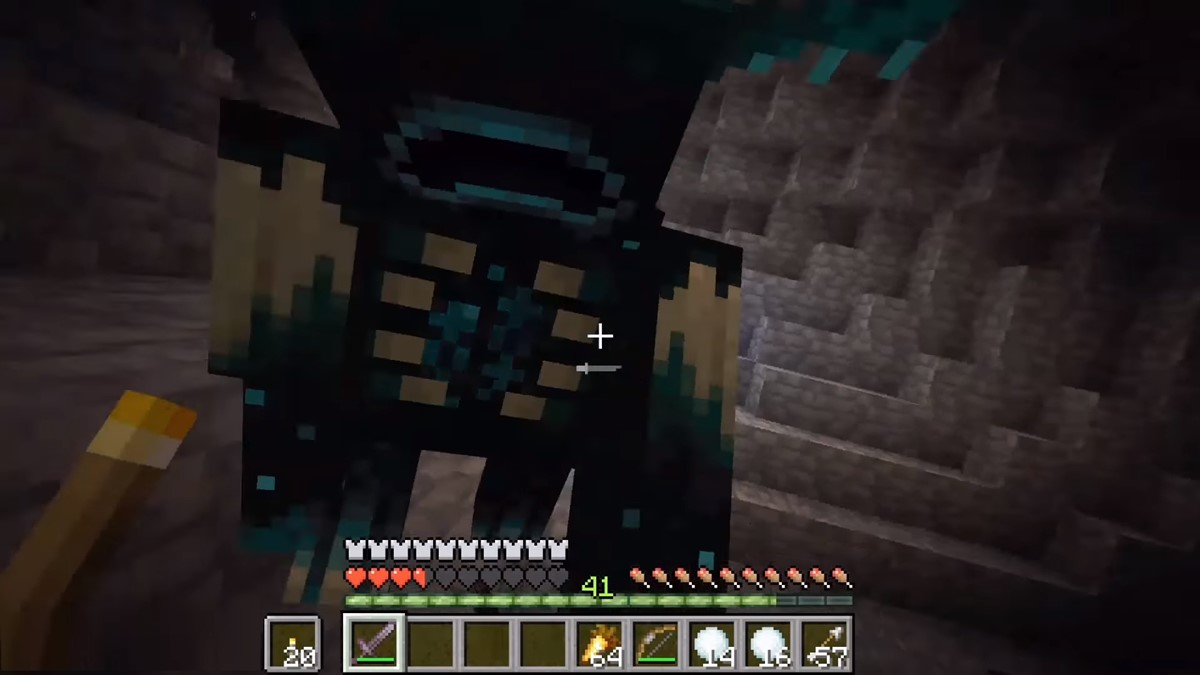 How To Fight A Warden In The Minecraft Caves And Cliffs Update Gamepur