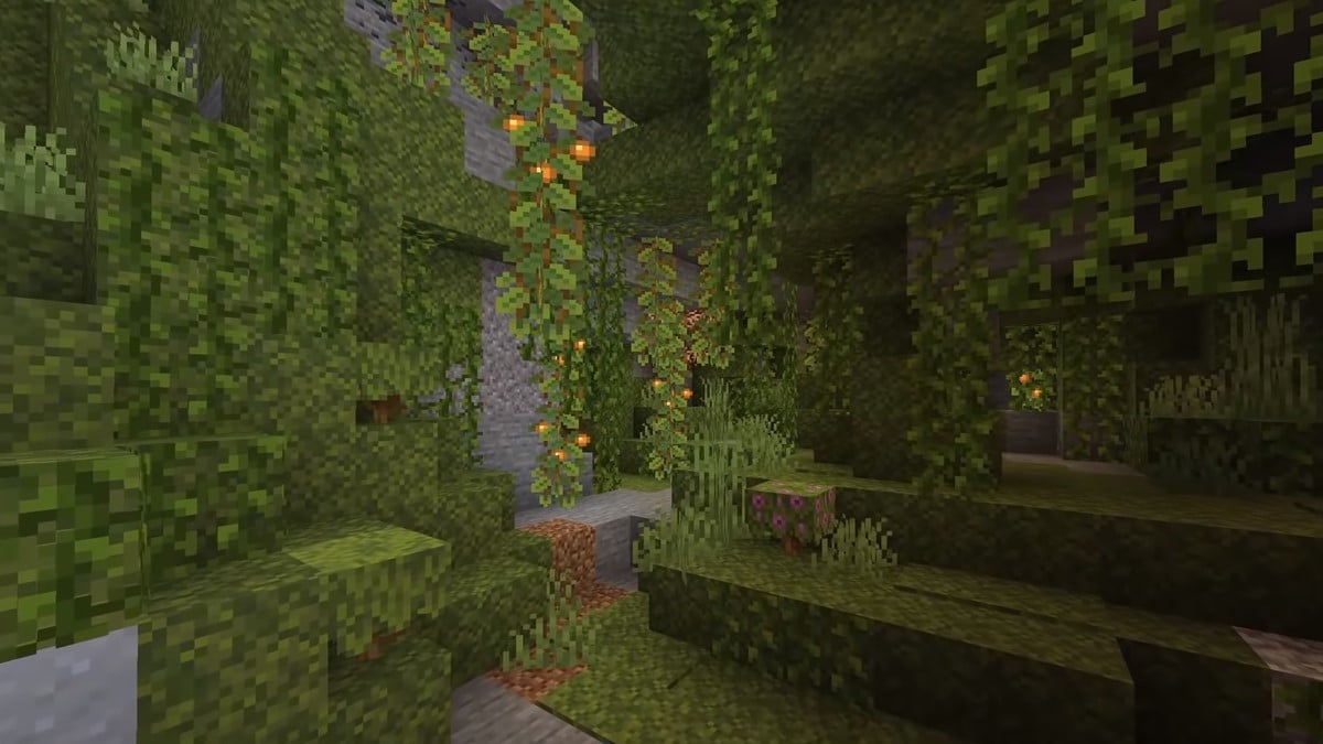 What are in Lush Caves in the Minecraft Caves & Cliffs ...