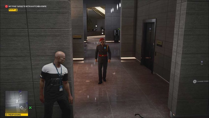 distract-guard-2-hitman-3