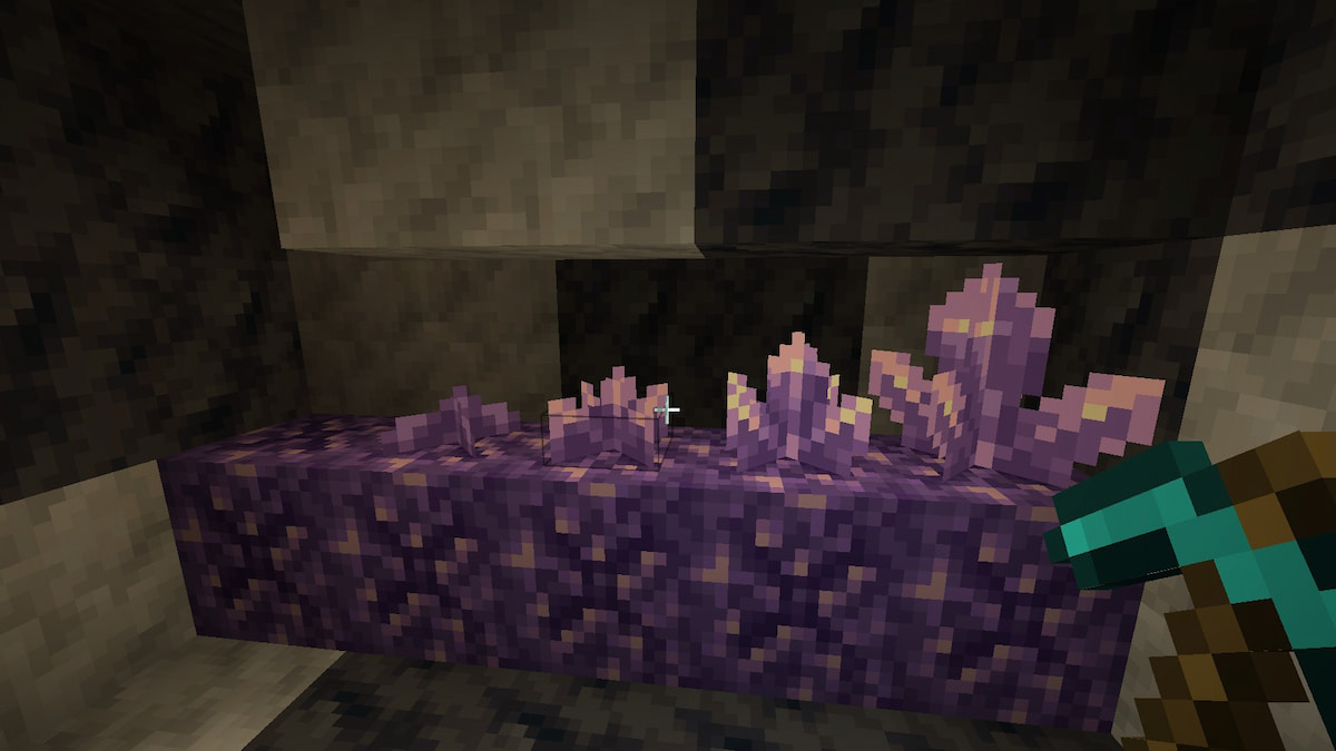 How To Mine Amethyst In Minecraft Gamepur