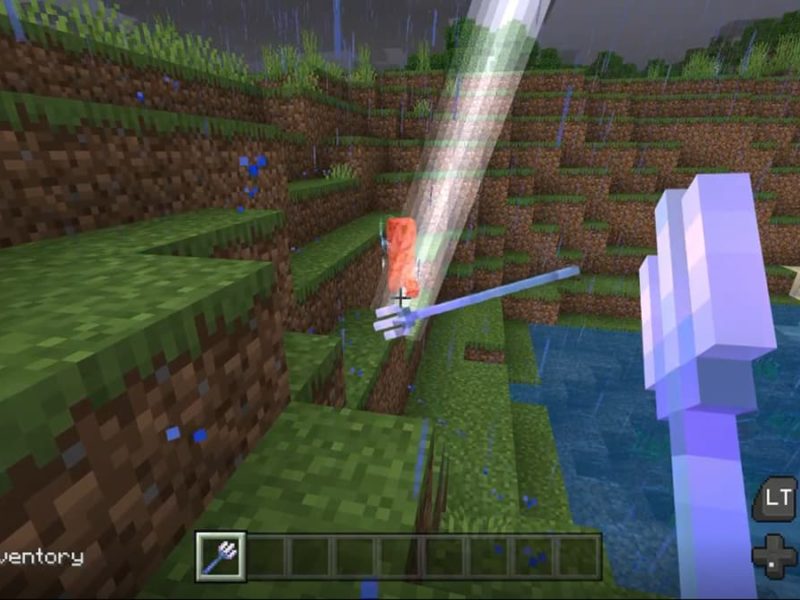 How to get the Channeling enchantment and what it does in Minecraft